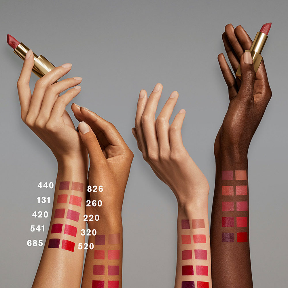 PURE COLOR CREME LIPSTICK (LABIAL EN BARRA)